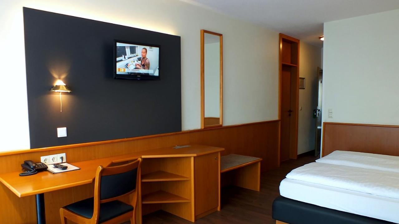 Parkhotel Ольсберг Экстерьер фото